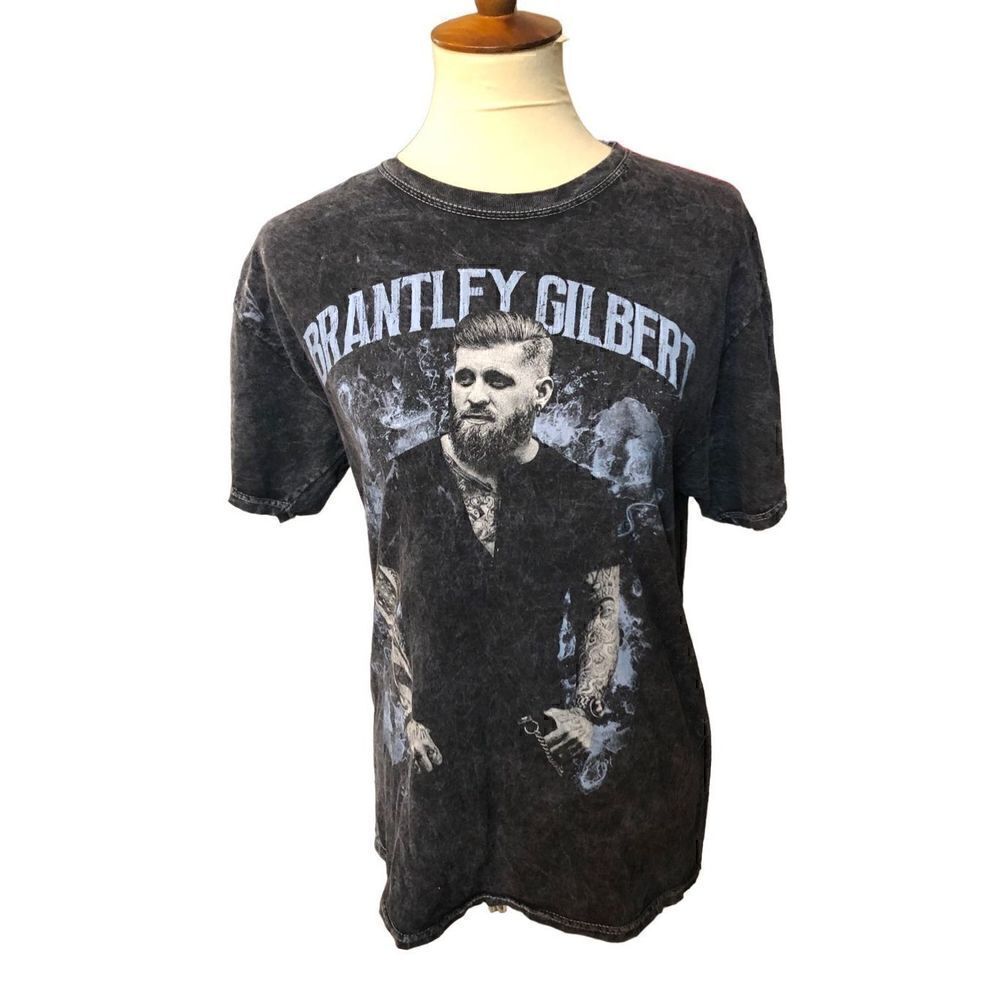 Brantley Gilbert 2022 black gray stone washed concert tee size M